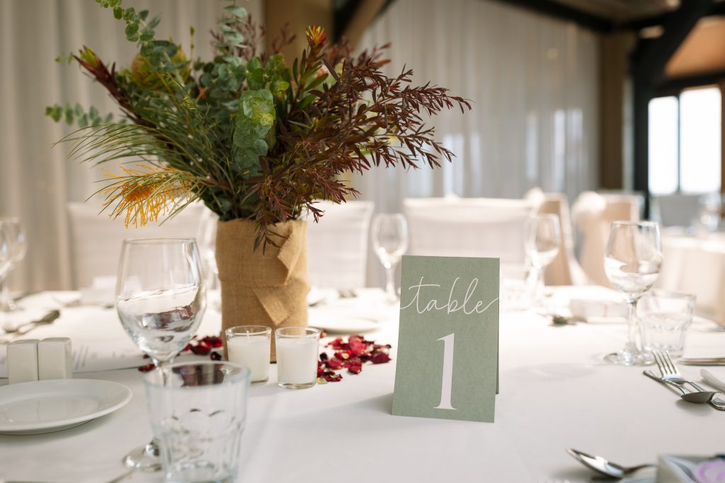 table decorations at Rafferty's resort at a wedding