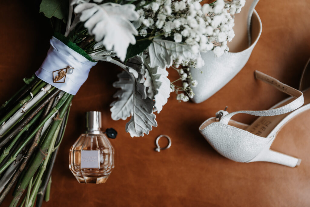 bridal accessories at a hunter valley wedding