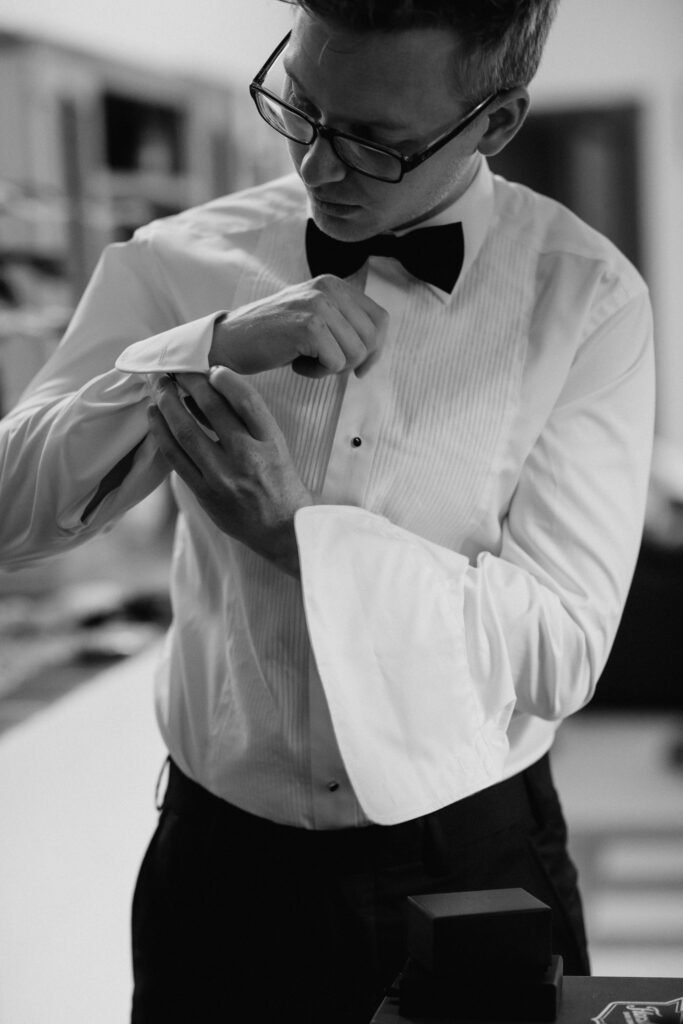 Groom getting ready in Wagga Wagga