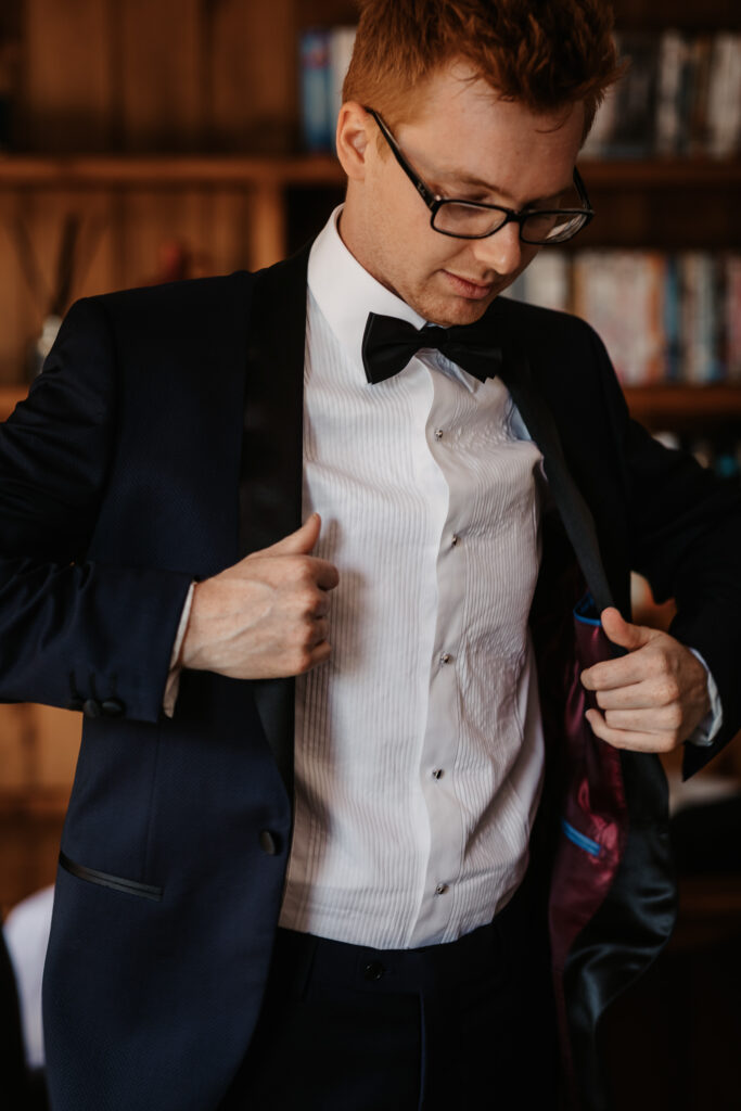 Groom getting ready in Wagga Wagga