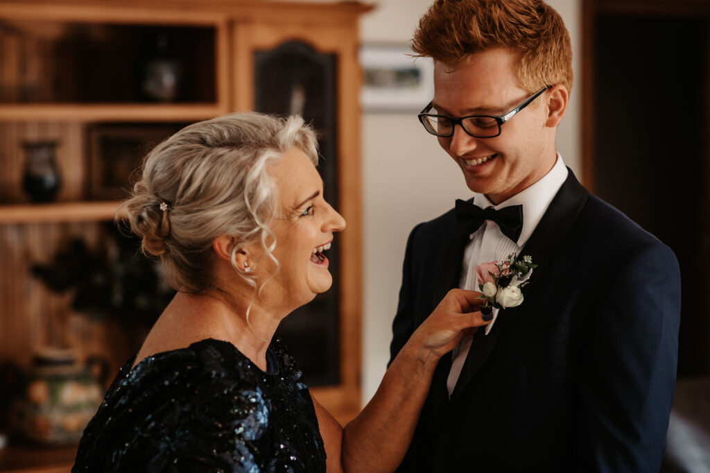 Mum helping Groom getting ready in Wagga Wagga