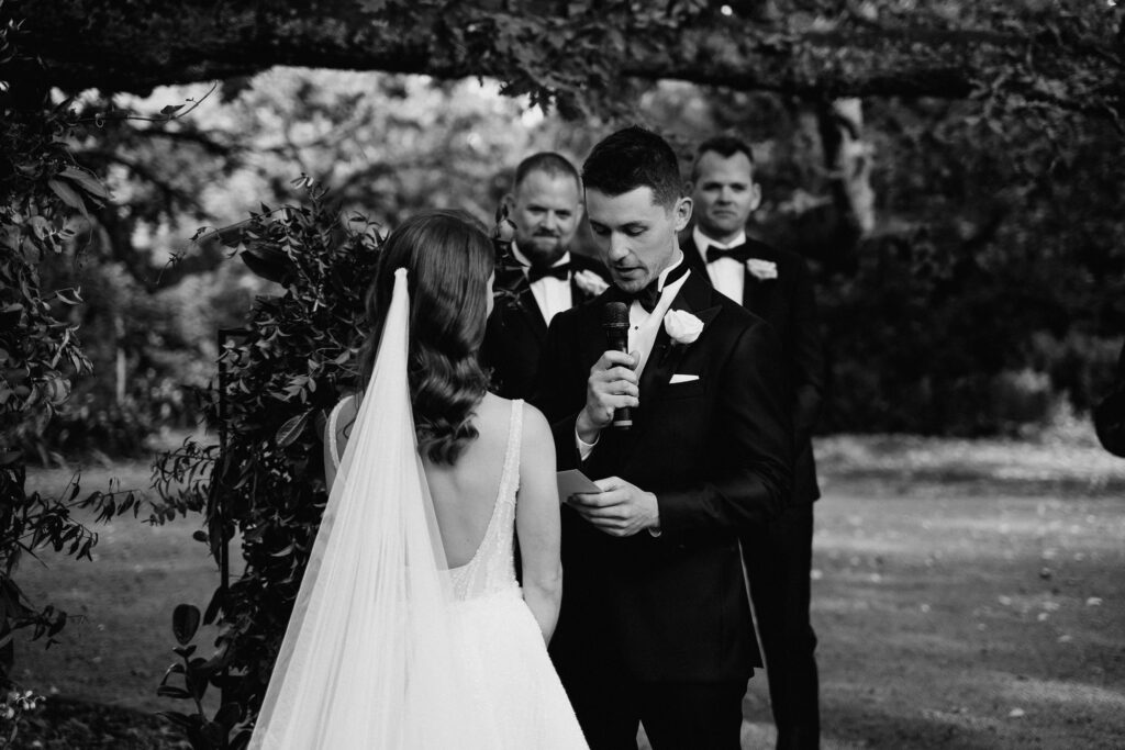 groom reading vows