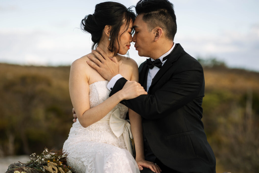 Elopement at the top of the blue mountains
