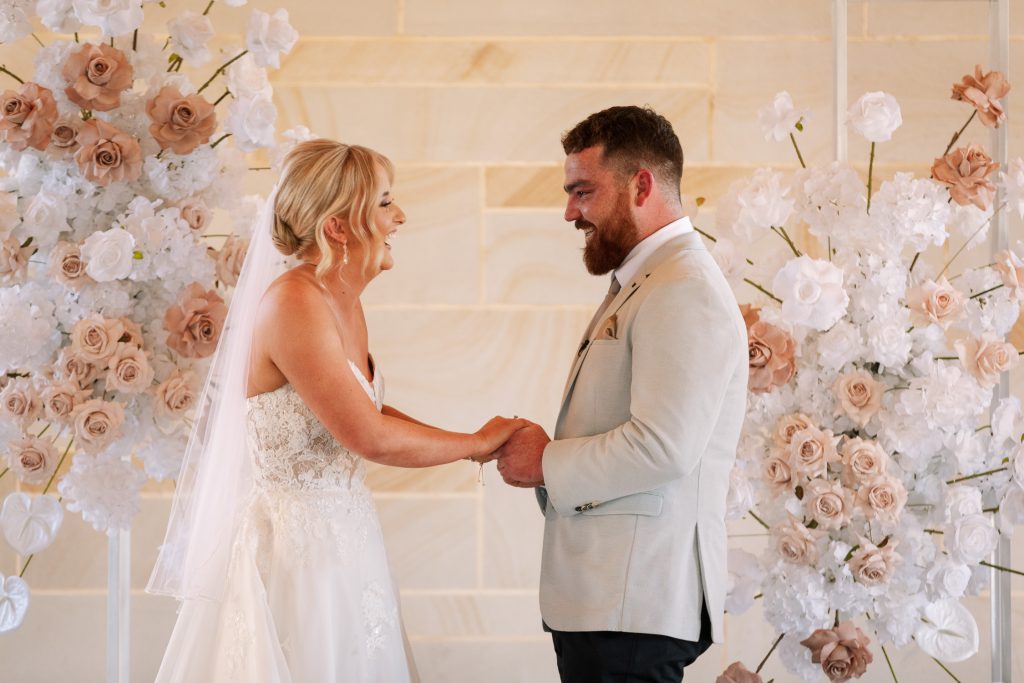 husband and wife getting married in a chapel in the hunter valley