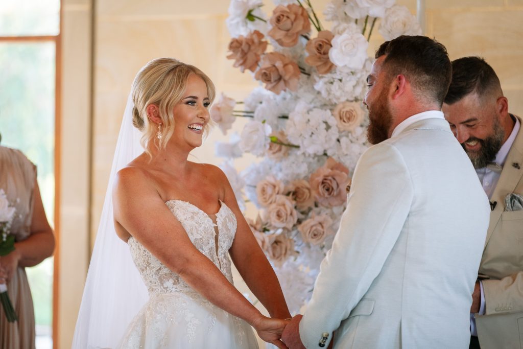 husband and wife getting married in a chapel in the hunter valley